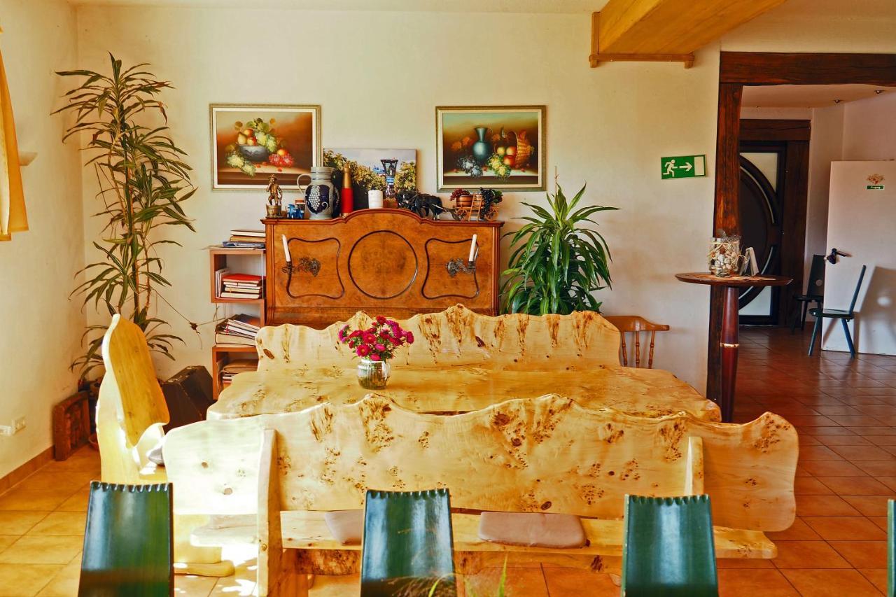 Ferienwohnung Castellberg ハイタースハイム エクステリア 写真